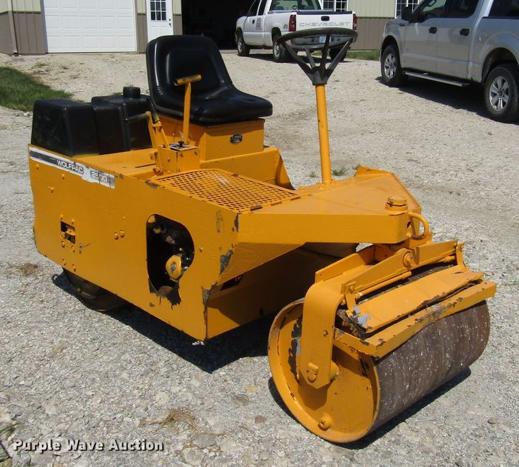 image for item DG8116 Stone Wolfpac 2500 double drum roller