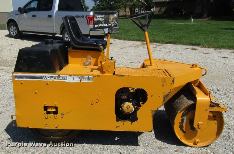 image for item DG8116 Stone Wolfpac 2500 double drum roller