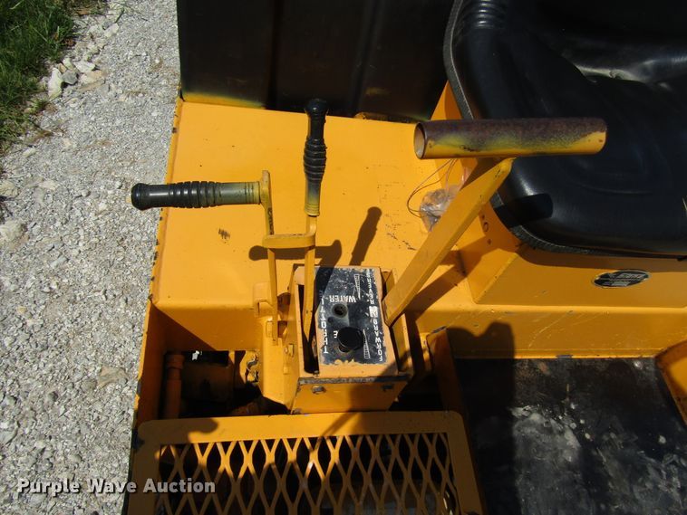 image for item DG8116 Stone Wolfpac 2500 double drum roller