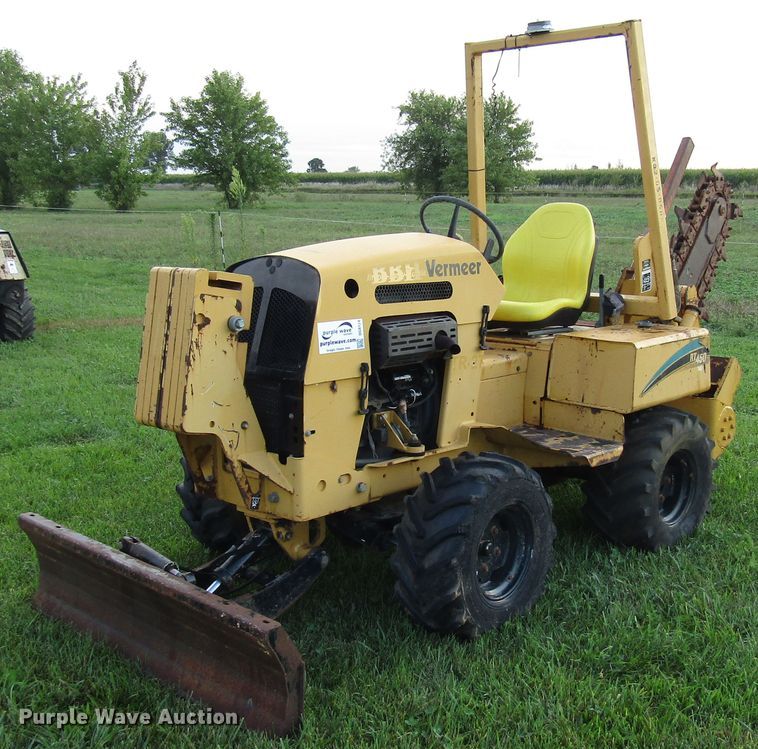 image for item DG8124 2005 Vermeer RT450 trencher