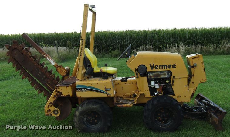 image for item DG8124 2005 Vermeer RT450 trencher