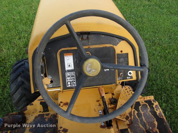 image for item DG8124 2005 Vermeer RT450 trencher