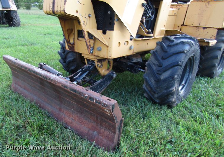 image for item DG8124 2005 Vermeer RT450 trencher