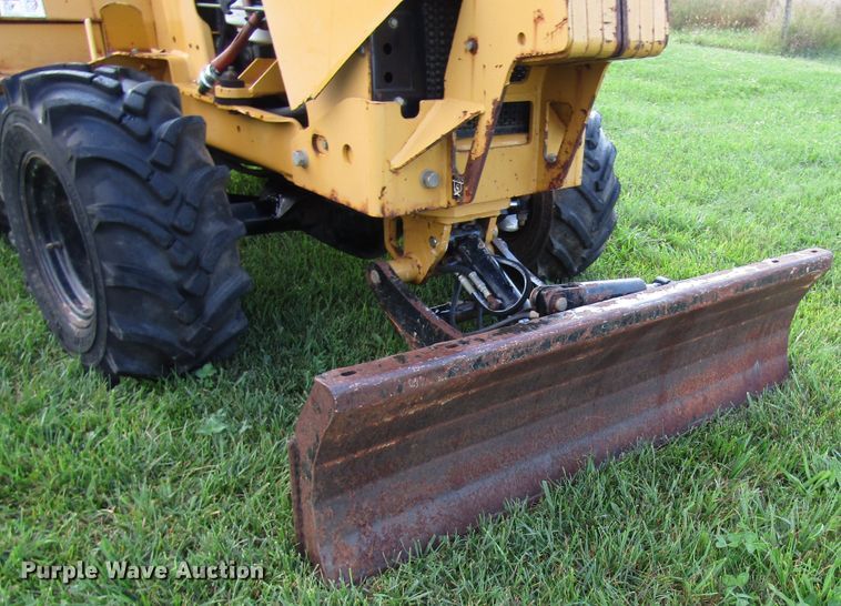 image for item DG8124 2005 Vermeer RT450 trencher