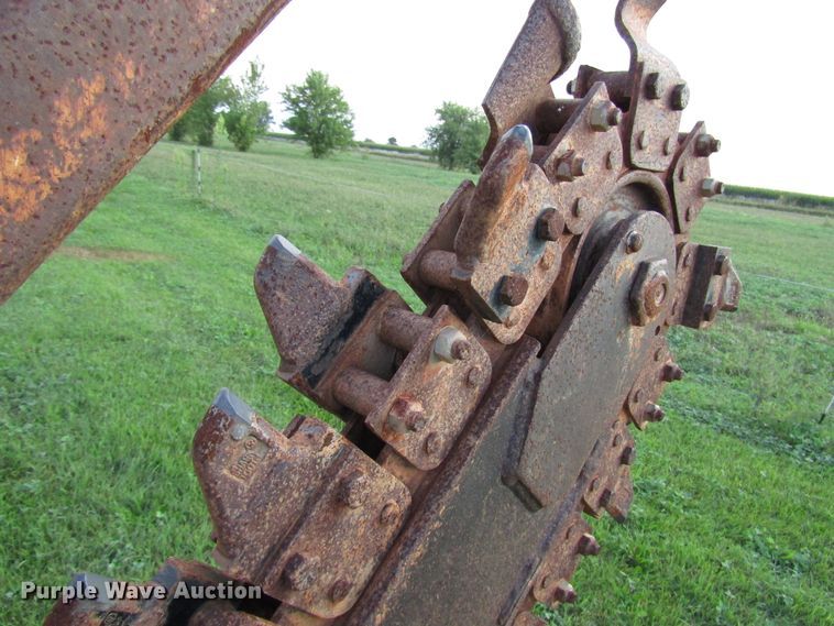 image for item DG8124 2005 Vermeer RT450 trencher