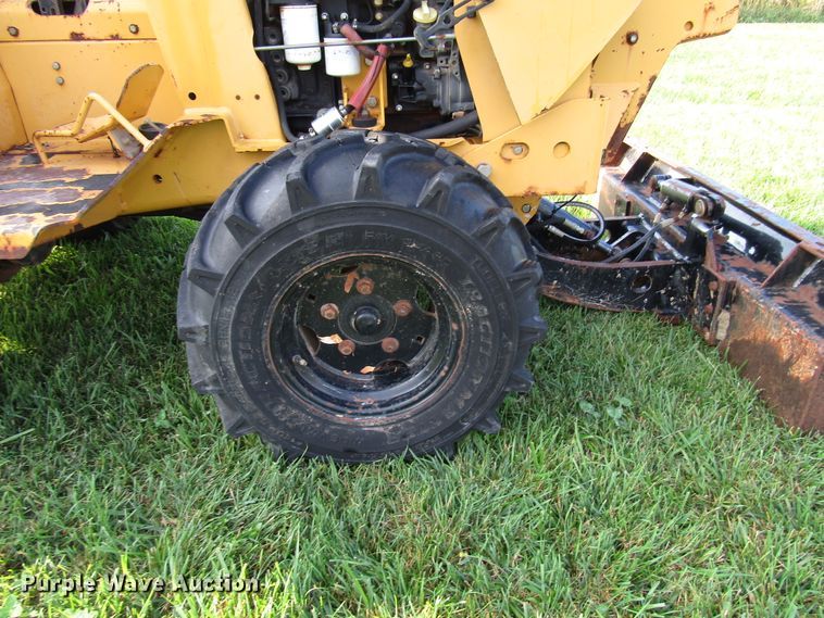 image for item DG8124 2005 Vermeer RT450 trencher