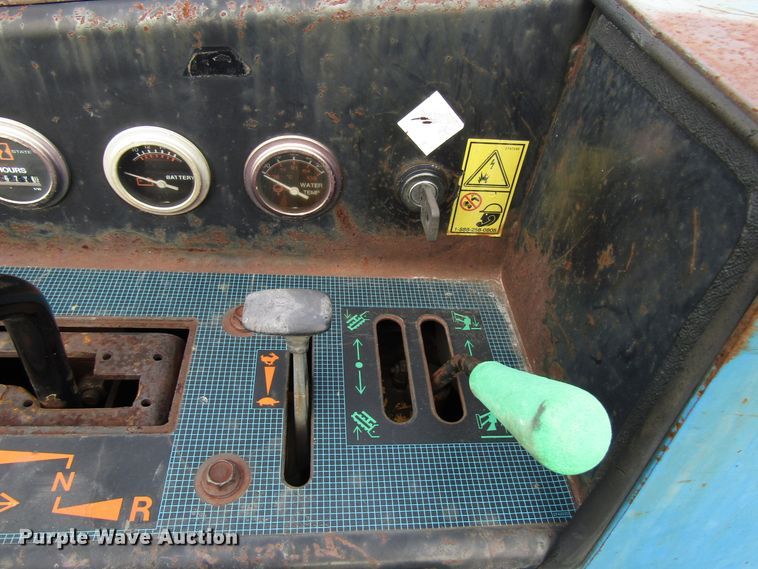 image for item DG8128 2001 Ditch Witch 410SX cable plow