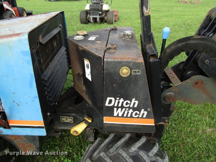 image for item DG8128 2001 Ditch Witch 410SX cable plow