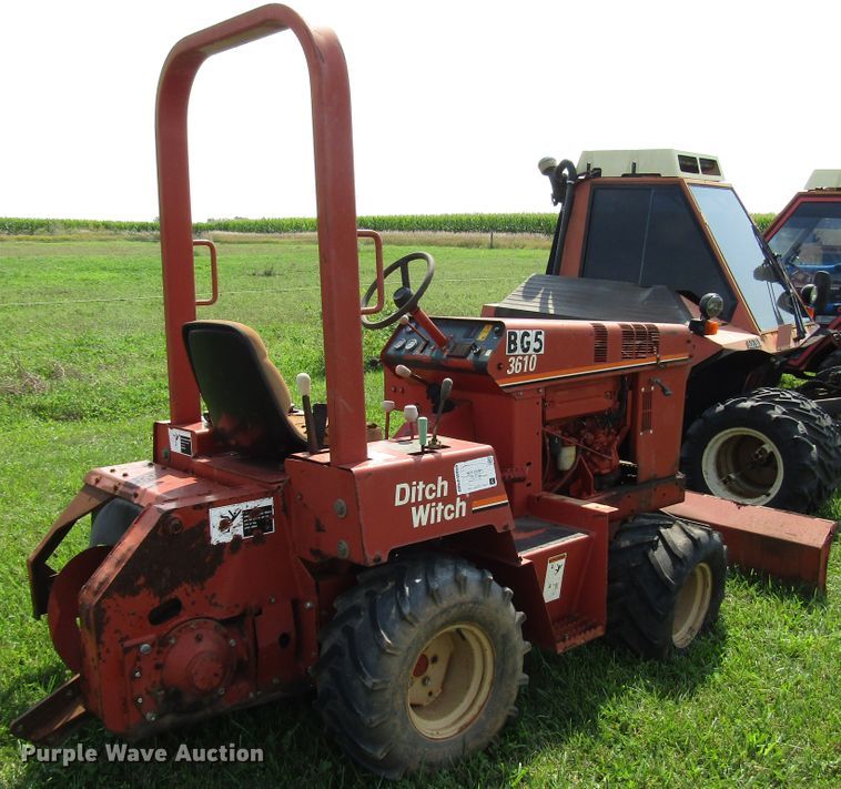 image for item DG8136 1999 Ditch Witch 3610 trencher