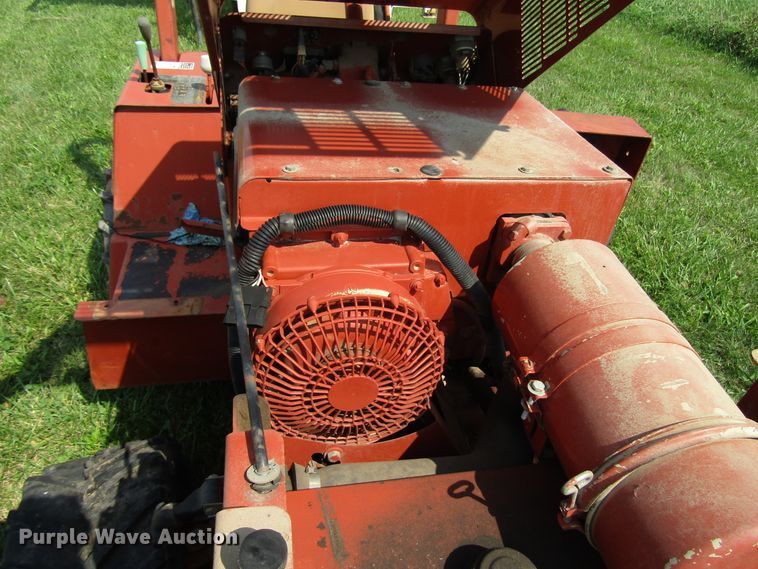 image for item DG8136 1999 Ditch Witch 3610 trencher
