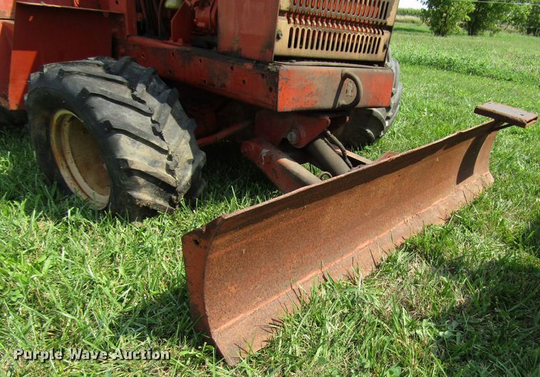 image for item DG8136 1999 Ditch Witch 3610 trencher