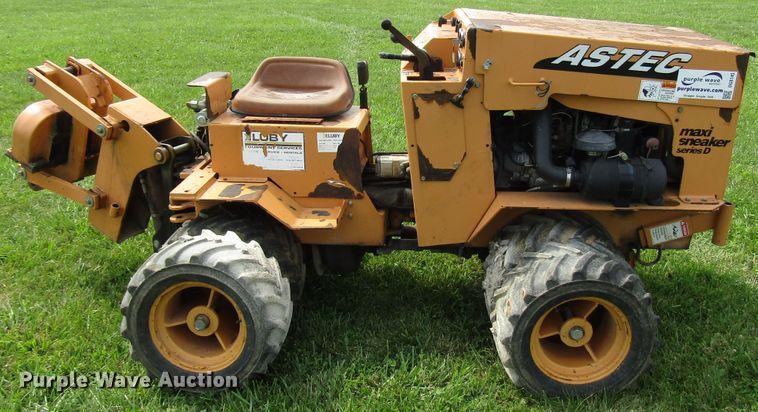 image for item DG8145 Astec Maxi Sneaker Series D cable plow