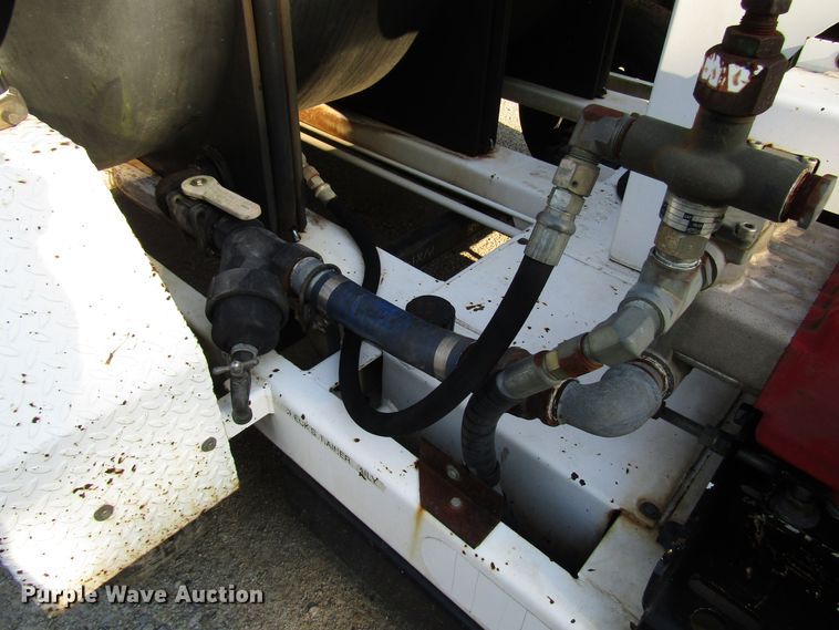 image for item DG8157 2006 Pipe Hunter 7834 sewer jetter trailer