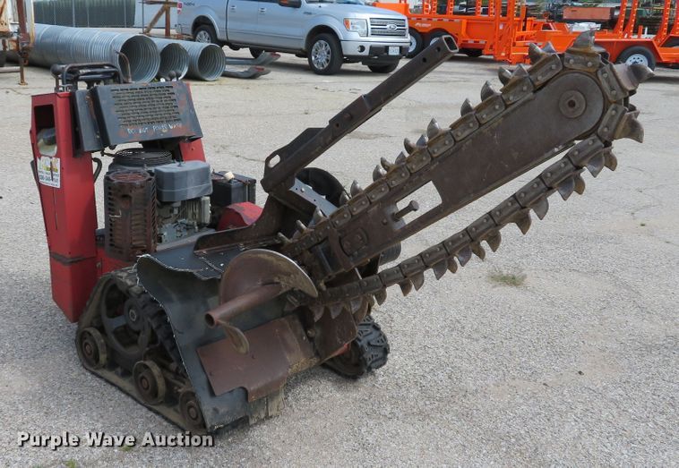 image for item DH1551 2008 Toro TRX-19 trencher