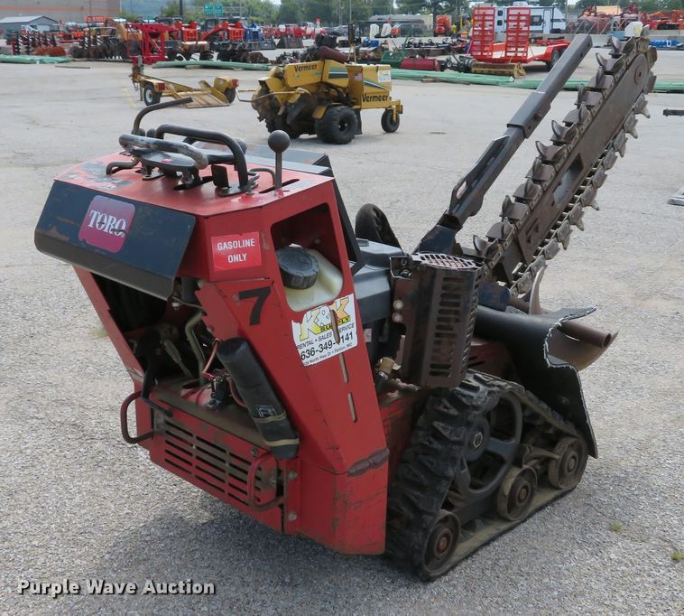 image for item DH1551 2008 Toro TRX-19 trencher