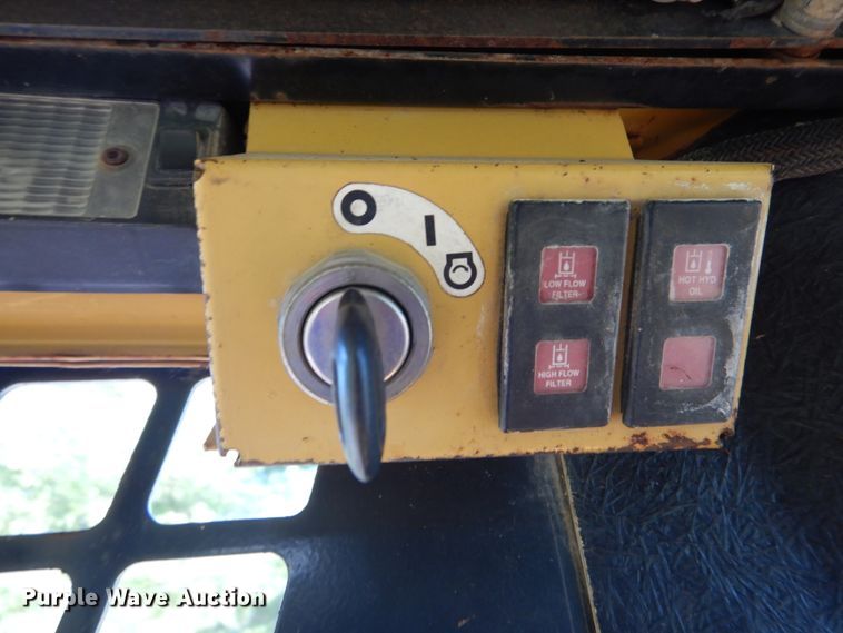 image for item DH1575 ASV 4810 skid steer