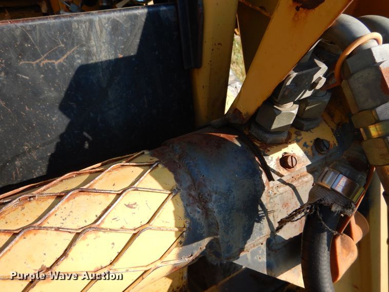 image for item DH1575 ASV 4810 skid steer