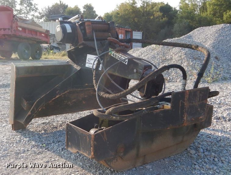 image for item DH1576 Implemax 4836L tree grapple