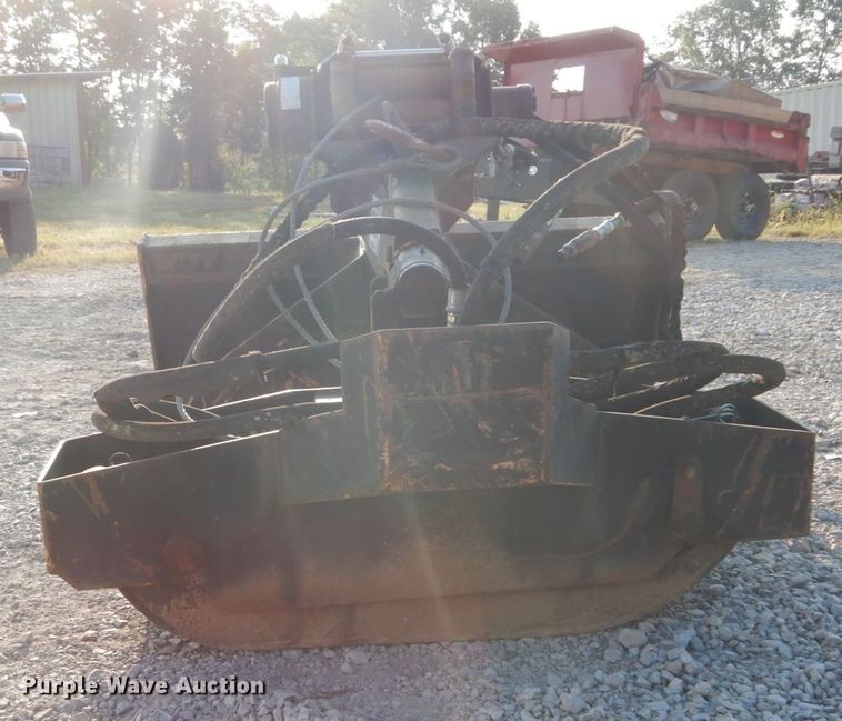 image for item DH1576 Implemax 4836L tree grapple