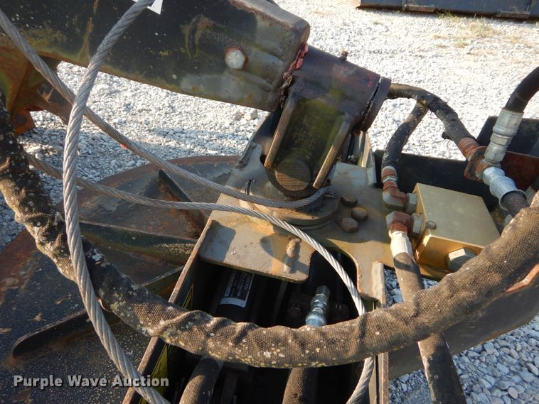 image for item DH1576 Implemax 4836L tree grapple