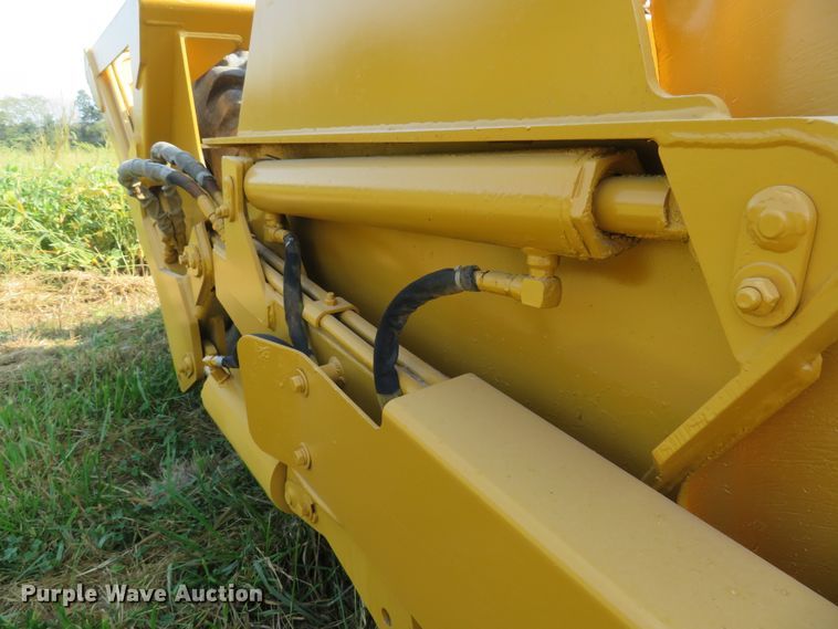 image for item DH1591 2006 Reynolds 17CS12 scraper