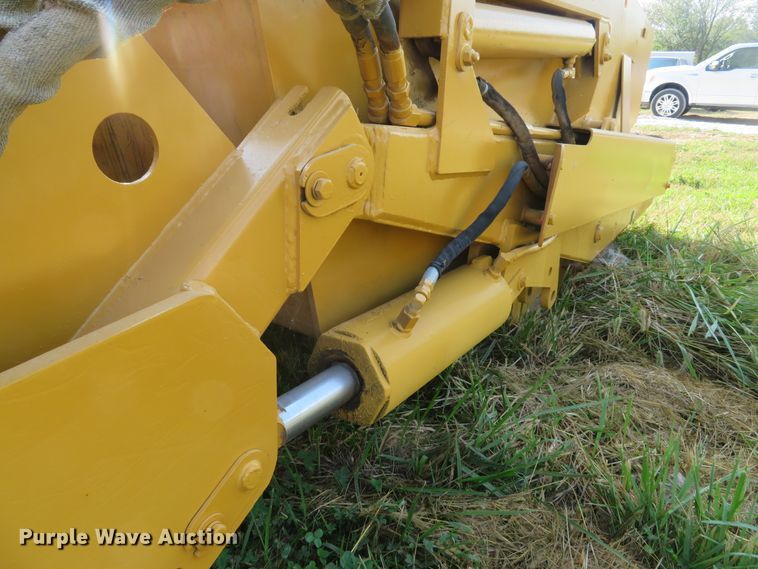 image for item DH1591 2006 Reynolds 17CS12 scraper