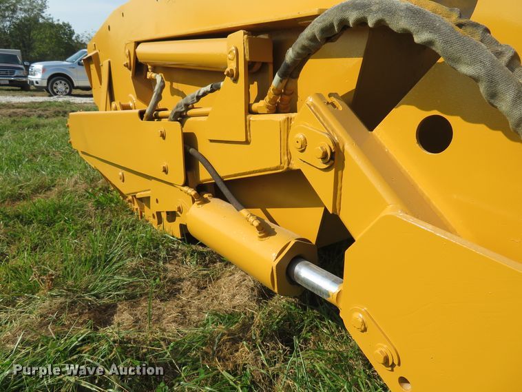 image for item DH1591 2006 Reynolds 17CS12 scraper