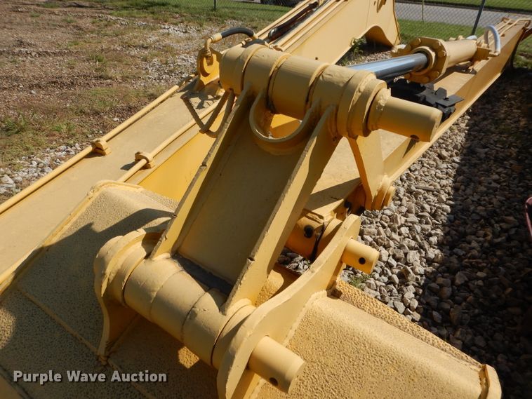 image for item DH2581 2011 Caterpillar 320BL/CL long reach stick