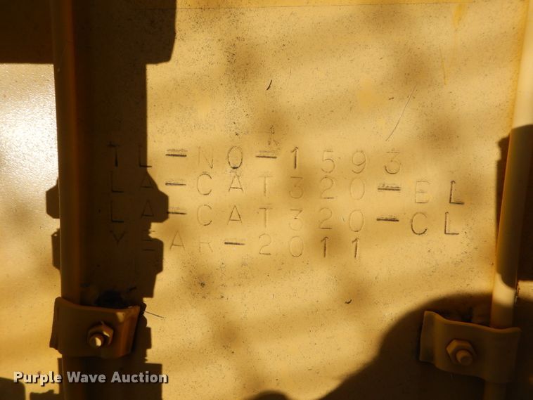 image for item DH2581 2011 Caterpillar 320BL/CL long reach stick