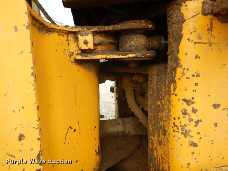 image for item DH6147 1969 Caterpillar 930 wheel loader