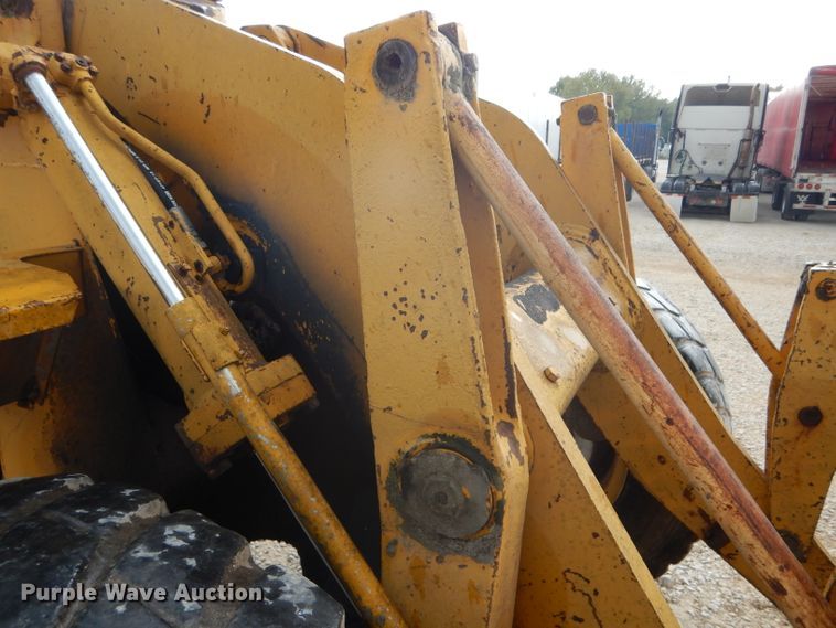 image for item DH6147 1969 Caterpillar 930 wheel loader