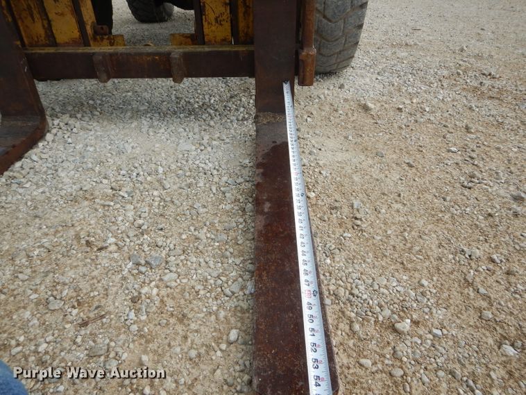 image for item DH6147 1969 Caterpillar 930 wheel loader