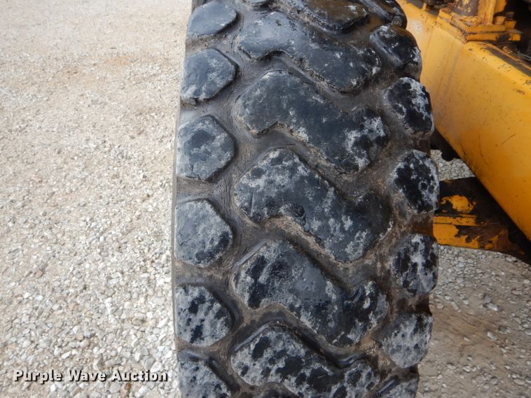 image for item DH6147 1969 Caterpillar 930 wheel loader