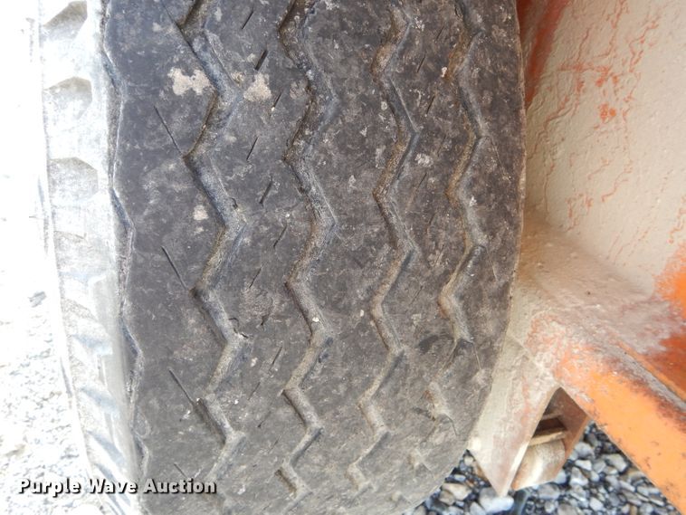 image for item DH6149 1994 True Line B183218P equipment trailer