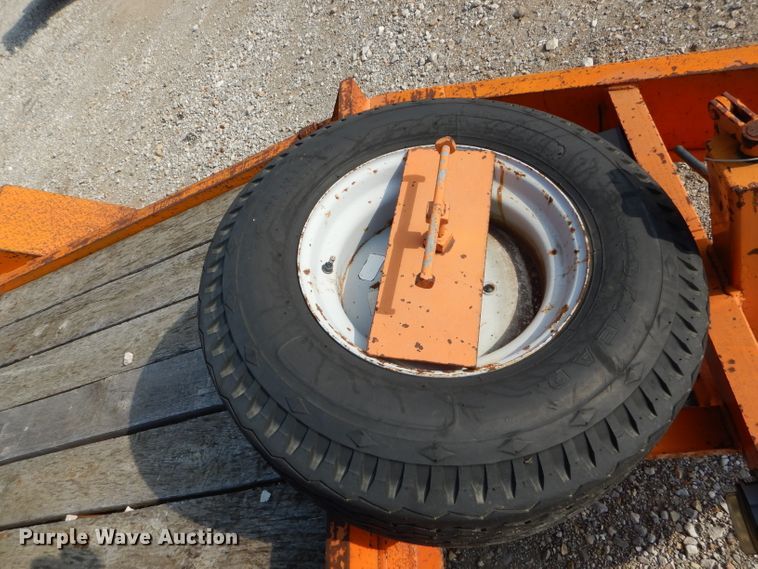 image for item DH6149 1994 True Line B183218P equipment trailer