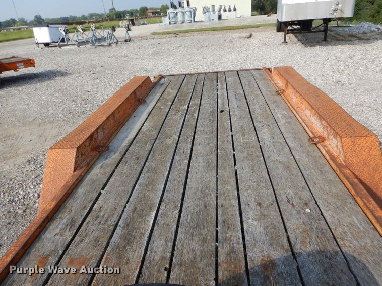 image for item DH6150 1994 True Line B163224P equipment trailer