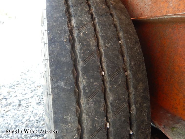 image for item DH6150 1994 True Line B163224P equipment trailer