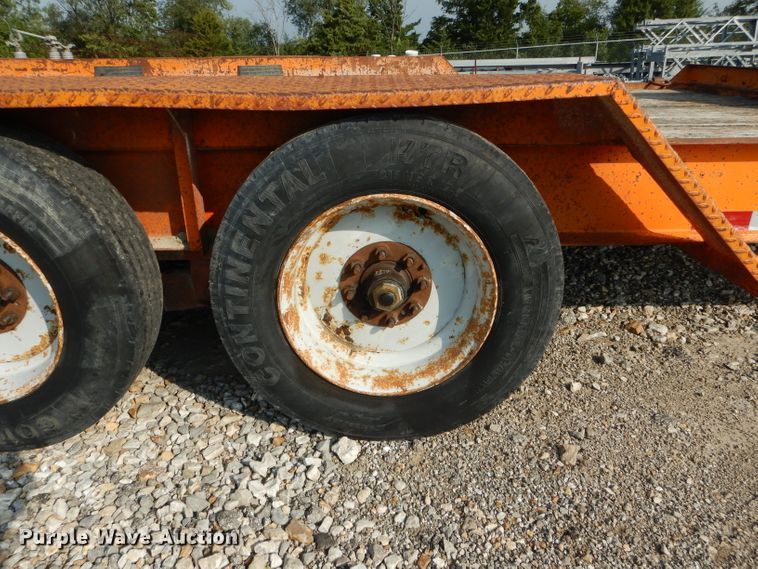 image for item DH6150 1994 True Line B163224P equipment trailer