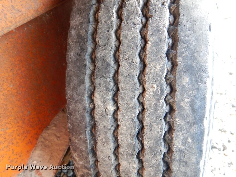 image for item DH6150 1994 True Line B163224P equipment trailer