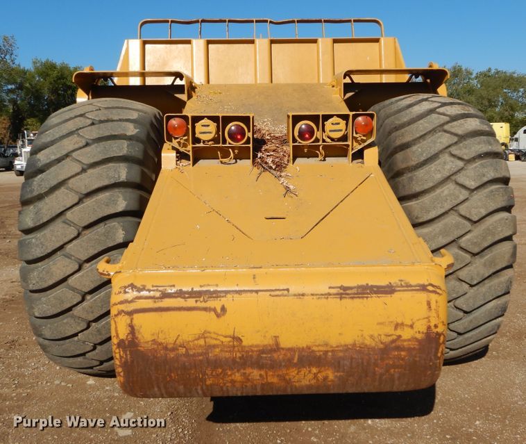 image for item DI1766 1985 Caterpillar 621B conventional scraper