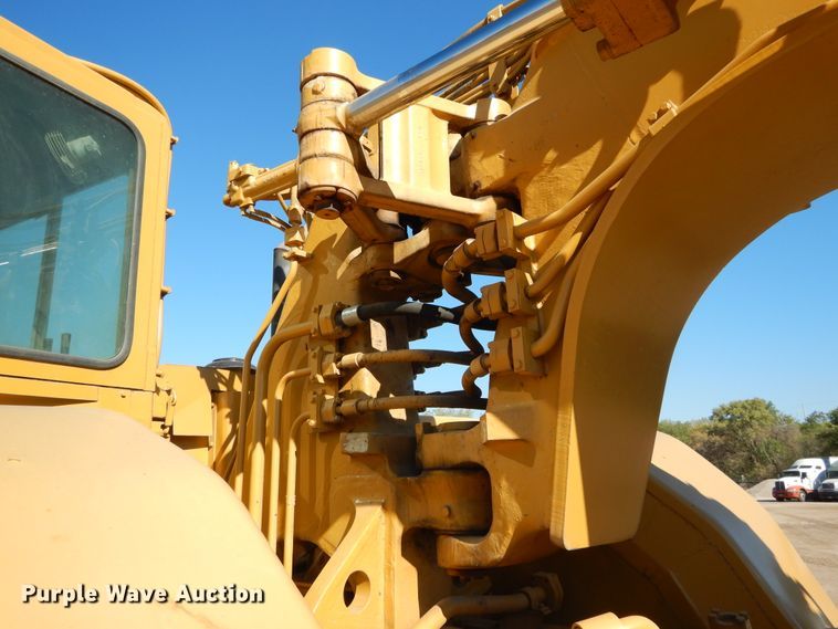 image for item DI1766 1985 Caterpillar 621B conventional scraper