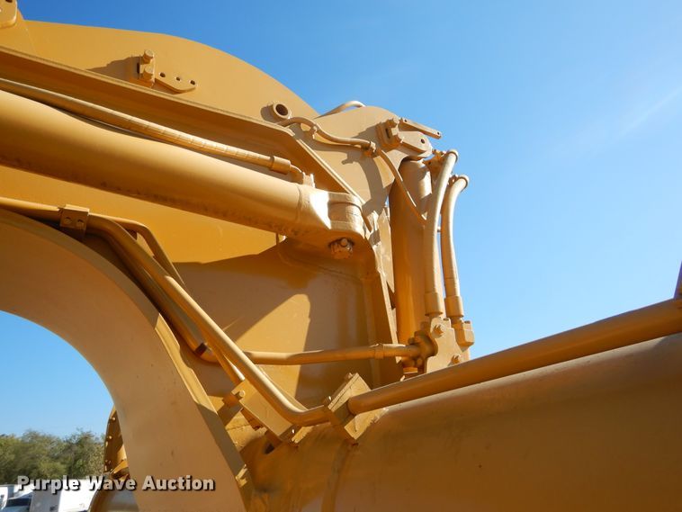 image for item DI1766 1985 Caterpillar 621B conventional scraper