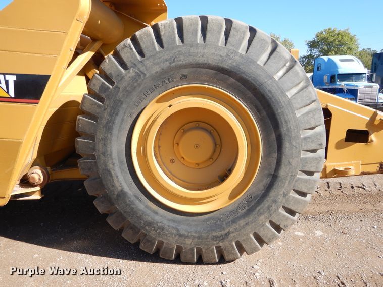 image for item DI1766 1985 Caterpillar 621B conventional scraper