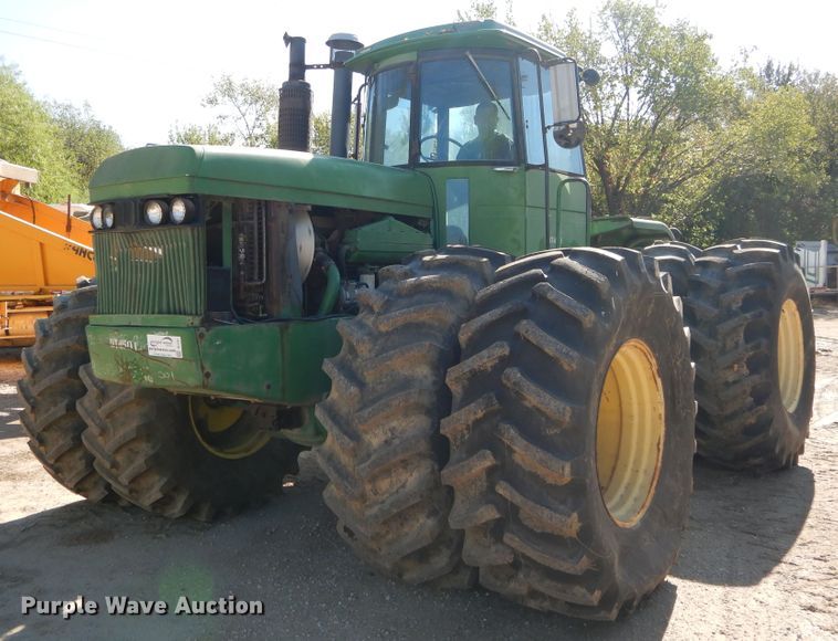 image for item DI1767 1985 John Deere 8650 4WD tractor