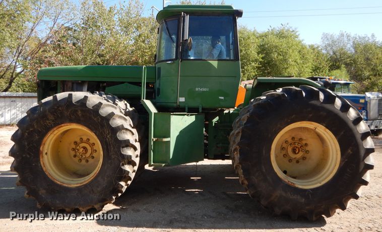 image for item DI1767 1985 John Deere 8650 4WD tractor