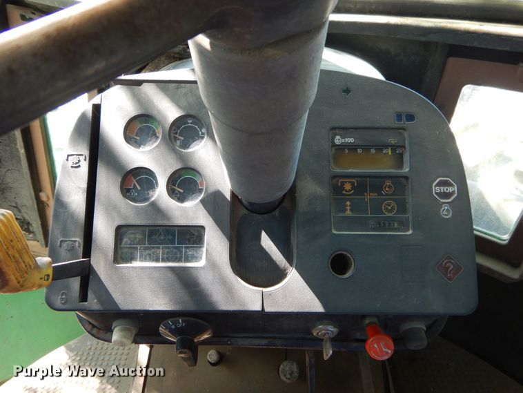 image for item DI1767 1985 John Deere 8650 4WD tractor