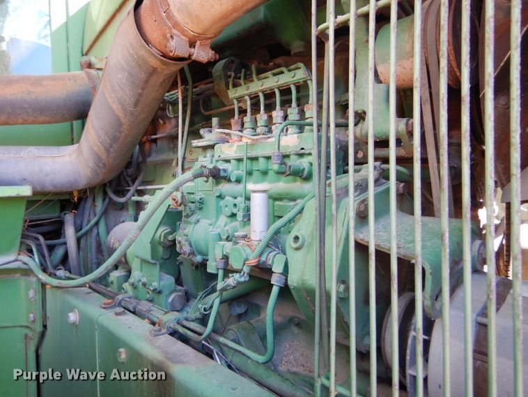 image for item DI1767 1985 John Deere 8650 4WD tractor