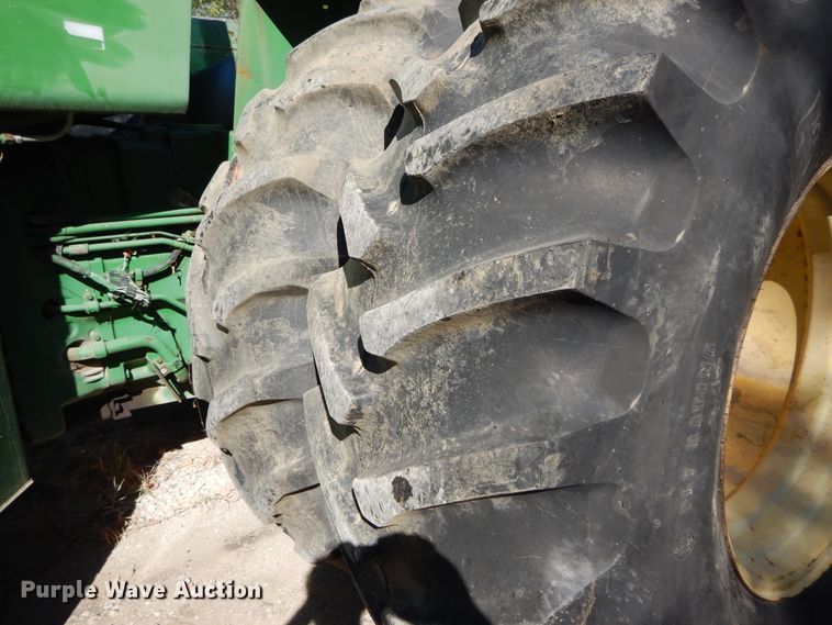 image for item DI1767 1985 John Deere 8650 4WD tractor