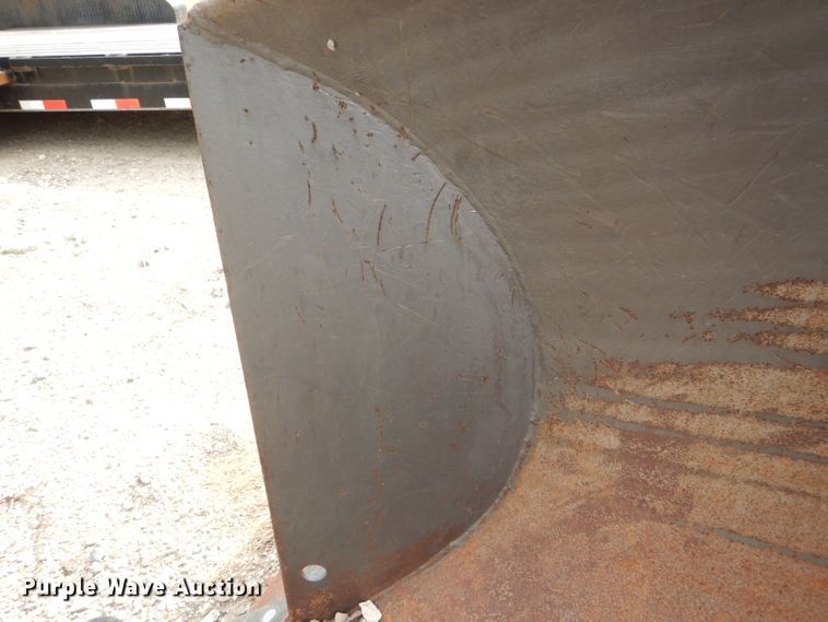 image for item DI2499 John Deere motor grader V-plow