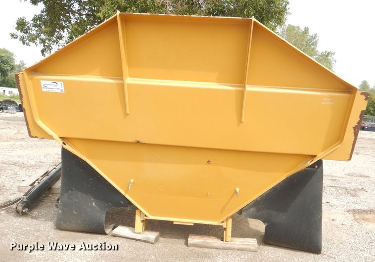 image for item DI2500 Caterpillar 730 haul truck bed